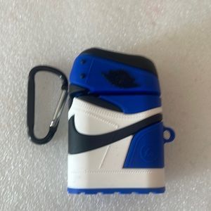 Nike. Shoes airpod case color blue and black and white brand new